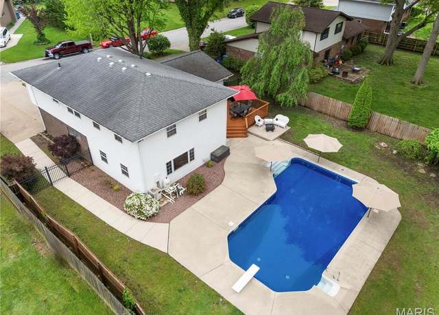 Property at 1809 Duncan Ave, Swansea, IL 62226, 3 beds, 3 baths