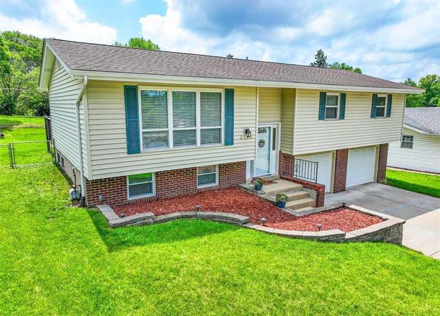 Property at 3112 Mockingbird Dr, St Charles, MO 63301, 3 beds, 2 baths
