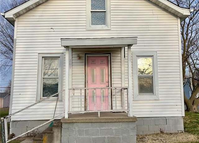 Property at 209 Mcgill St, Jerseyville, IL 62052, 3 beds, 1 bath