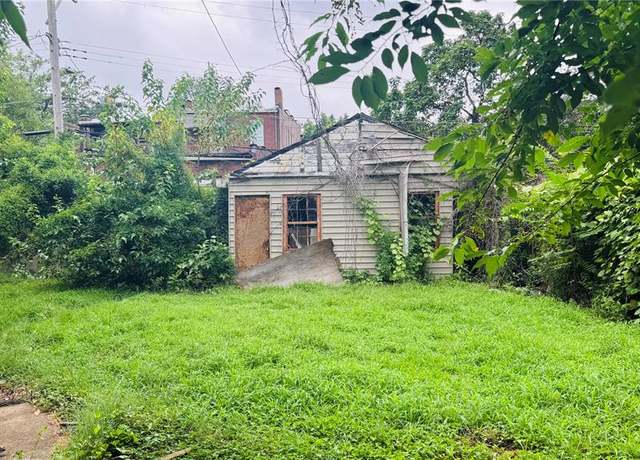 Property at 3417 Keokuk St, St Louis, MO 63118, 4 beds, 2 baths