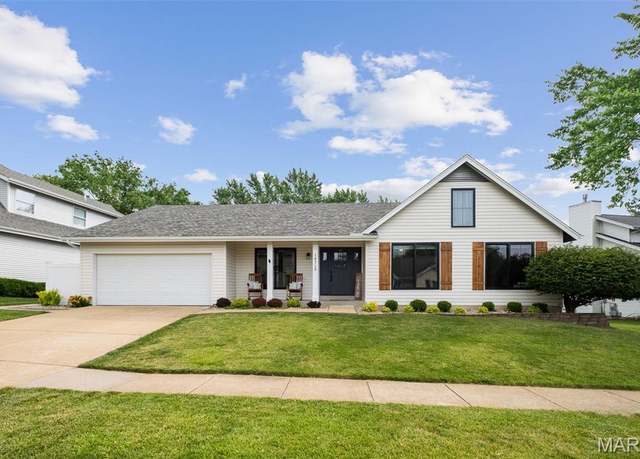 Property at 16715 Westglen Farms Dr, Wildwood, MO 63011, 3 beds, 3 baths