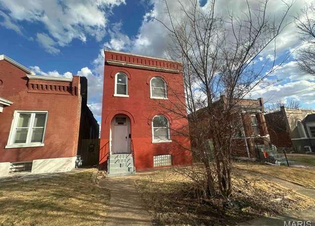 Property at 4624 Tennessee Ave, St Louis, MO 63111, 3 beds, 1 bath