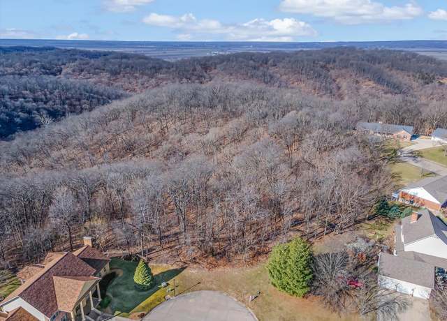 Property at 105 Hillcrest Ct, Valmeyer, IL 62295