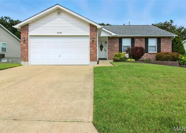 Property at 5159 Jeremiah Blvd, Hillsboro, MO 63050, 3 beds, 2 baths