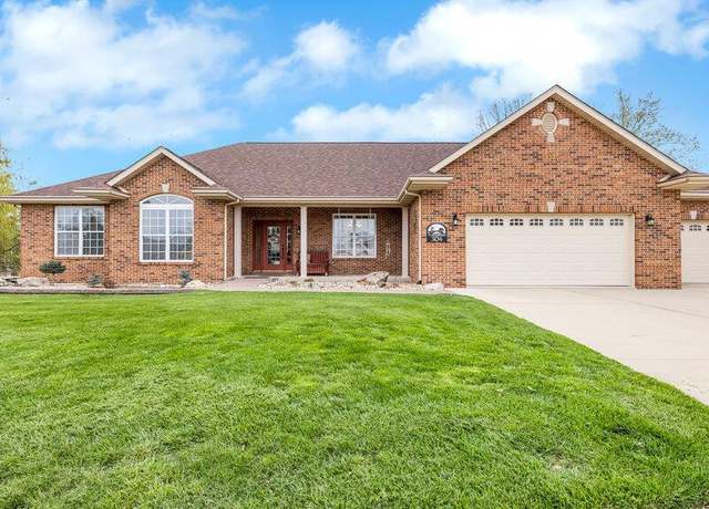 Property at 304 Wood Duck Ct, Waterloo, IL 62298, 4 beds, 3.5 baths