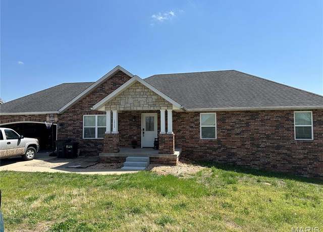Property at 20256 Hardcastle Ln, St Robert, MO 65584, 5 beds, 3 baths