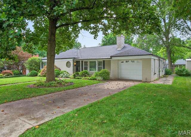 Property at 430 Cannonbury Dr, Webster Groves, MO 63119, 3 beds, 2 baths