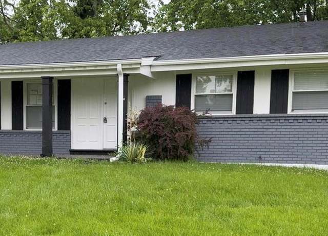Property at 10528 Langford Dr, St Louis, MO 63136, 2 beds, 2 baths