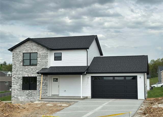 Property at 204 Pacific Ave, Union, MO 63084, 3 beds, 2.5 baths