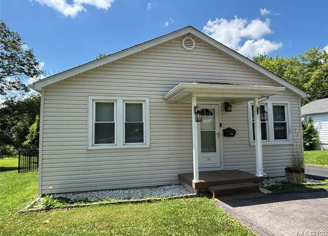 Property at 612 W Morgan St, Swansea, IL 62226, 2 beds, 1 bath