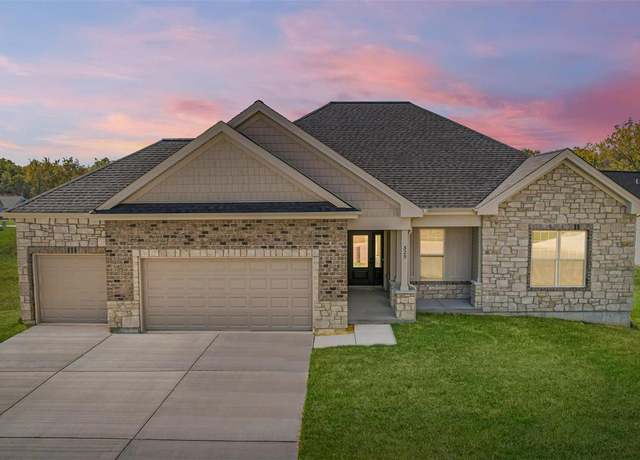 Property at 2306 Clare Ct Unit 75 STB, Washington, MO 63090, 4 beds, 3 baths