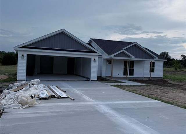Property at 25 Perry Dr, Benton, MO 63736, 3 beds, 2 baths