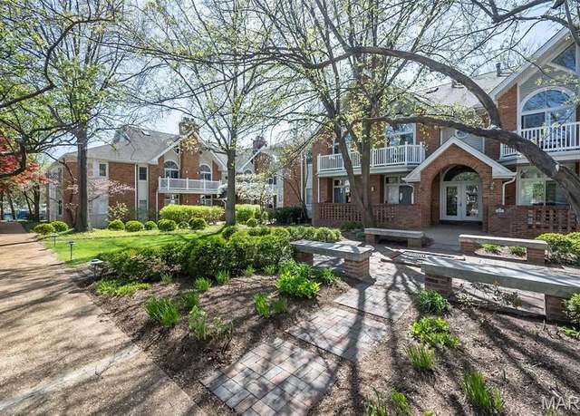 Property at 12 Country Club Ter, Glendale, MO 63122, 2 beds, 2 baths