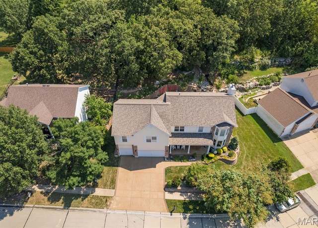 Property at 13242 Shady Green Dr, St Louis, MO 63128, 4 beds, 4 baths
