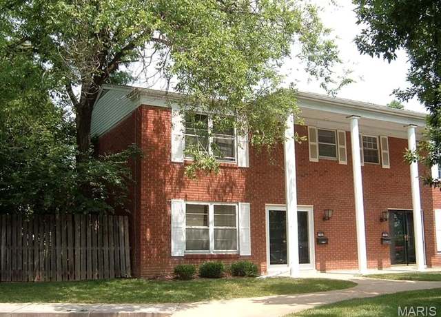 Property at 1063 Willow Brook Dr, St Louis, MO 63146, 2 beds, 1.5 baths