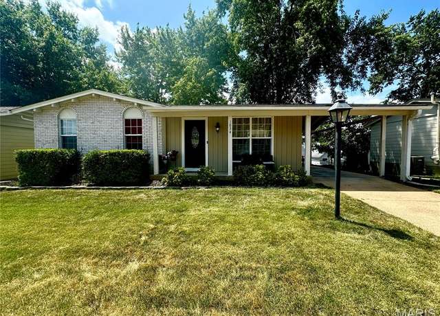 Property at 1834 San Lucas Ln, Fenton, MO 63026, 3 beds, 2 baths