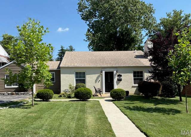 Property at 139 Robert Ave, MO 63135, 1 bath