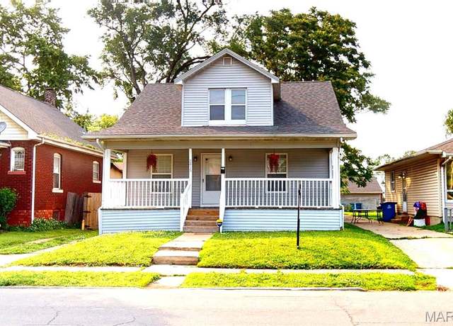Property at 2415 Washington Ave, Granite City, IL 62040, 4 beds, 1.5 baths