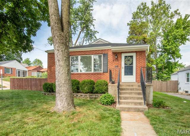 Property at 2331 Hill Ave, Brentwood, MO 63144, 2 beds, 1 bath