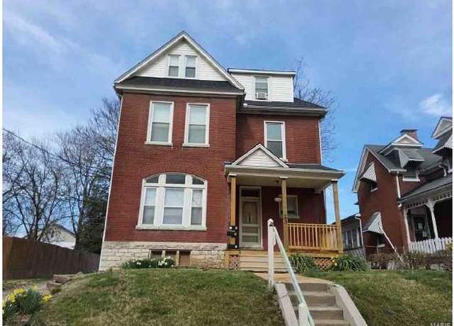 Property at 23 N 11th St, Belleville, IL 62220, 4 beds, 3 baths