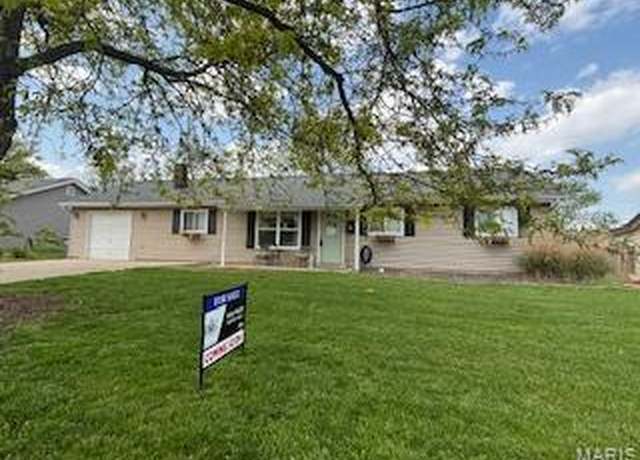 Property at 413 Saint John Dr, O'fallon, MO 63366, 3 beds, 1.5 baths