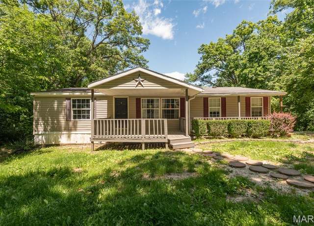 Property at 19080 Dabbs North Rd, Jerseyville, IL 62052, 3 beds, 2 baths