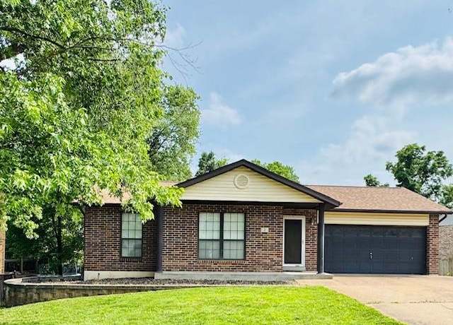 Property at 2 Wampler Dr, Arnold, MO 63010, 4 beds, 2.5 baths