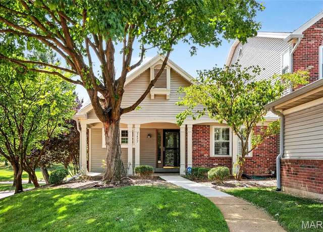 Property at 5477 Kenrick Parke Dr, Shrewsbury, MO 63119, 3 beds, 3 baths