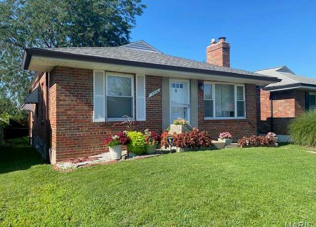 Property at 5524 Lindenwood Ave, St Louis, MO 63109, 2 beds, 1 bath