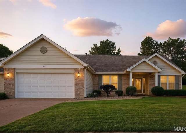 Property at 36 Mountain Laurel Dr, St Peters, MO 63376