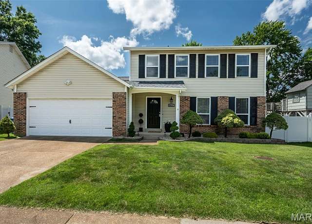Property at 812 Peace Haven Dr, St Louis, MO 63125, 3 beds, 2.5 baths