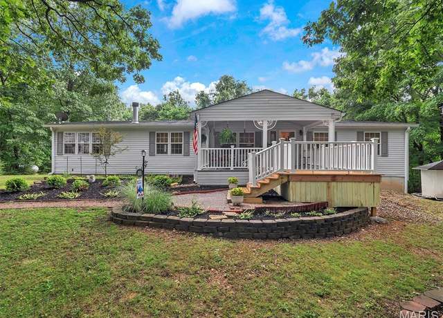 Property at 3870 Wilkinson Rd, De Soto, MO 63020, 3 beds, 2.5 baths