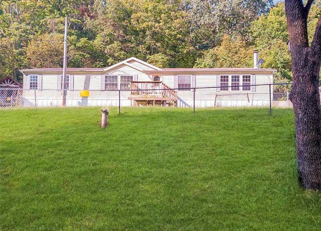 Property at 5631 Cherokee Ln, House Springs, MO 63051, 3 beds, 2 baths