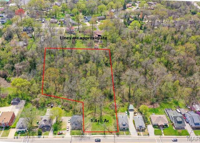 Property at 2209 College Ave, Alton, IL 62002