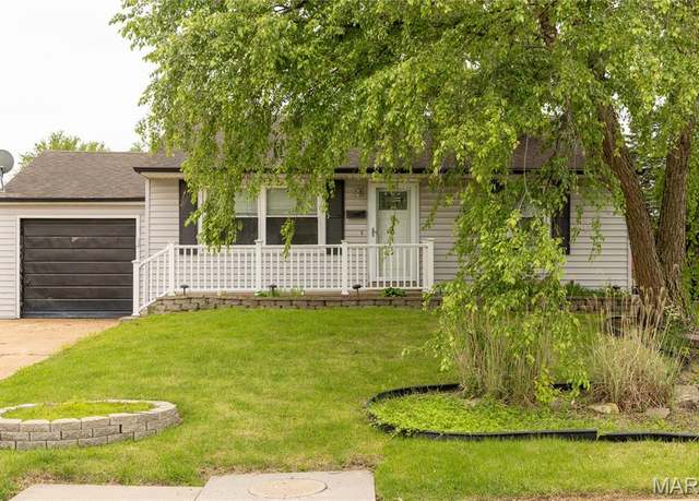 Property at 9932 Jan Dr, St Louis, MO 63123, 2 beds, 2 baths