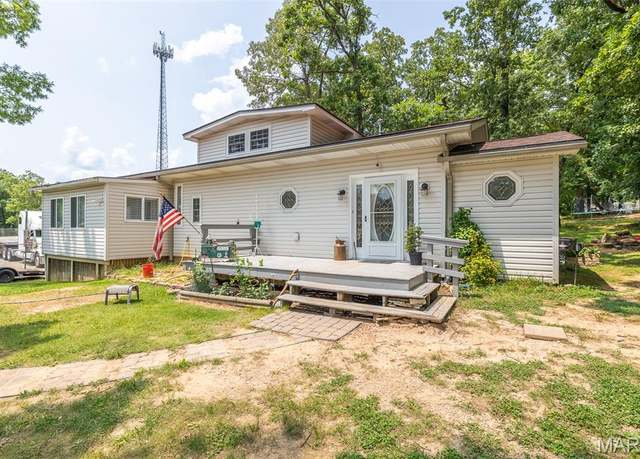Property at 2809 Windwood Dr, Poplar Bluff, MO 63901, 2 beds, 2 baths