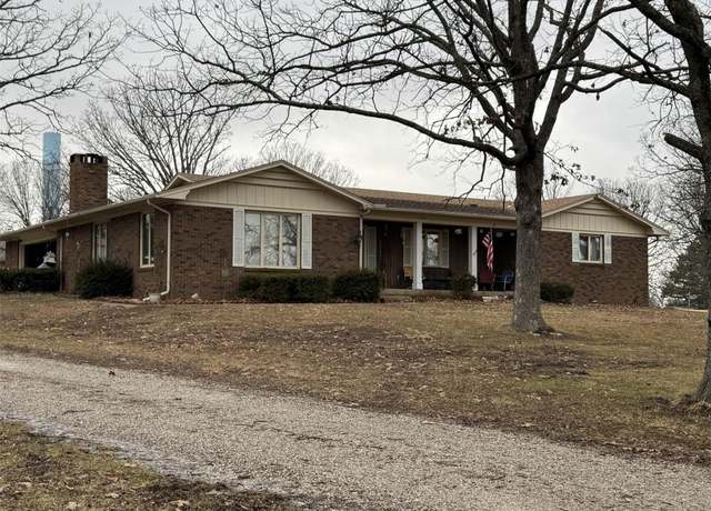 Property at 22755 Pin Oak Dr, Lebanon, MO 65536, 3 beds, 2.5 baths