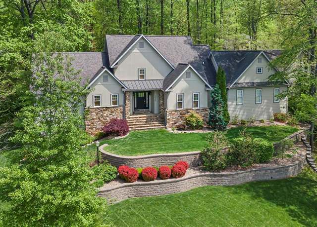 Property at 3009 Patriot Dr, Cape Girardeau, MO 63701, 3 beds, 3 baths