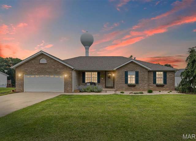 Property at 227 W Woodland Rdg, Valmeyer, IL 62295, 3 beds, 2 baths