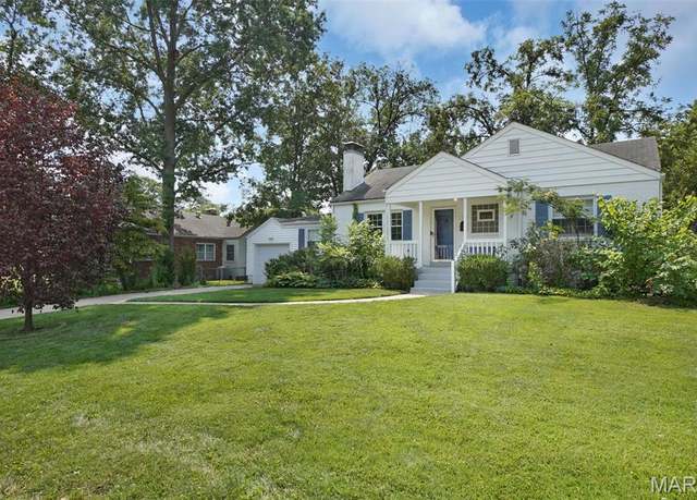 Property at 526 Cannonbury Dr, Webster Groves, MO 63119, 3 beds, 2 baths