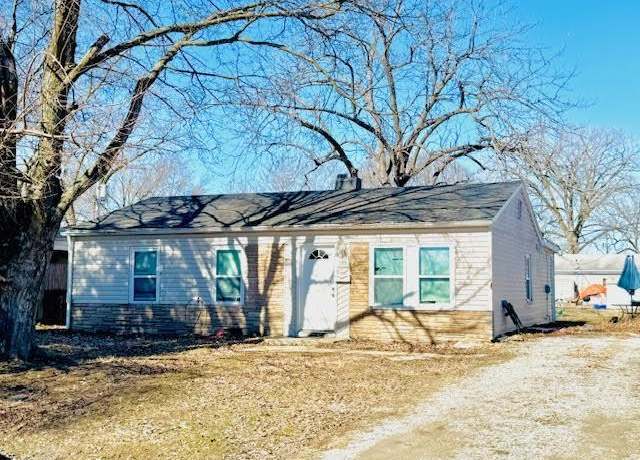 Property at 525 St Leo, Cahokia, IL 62206, 4 beds, 1.5 baths