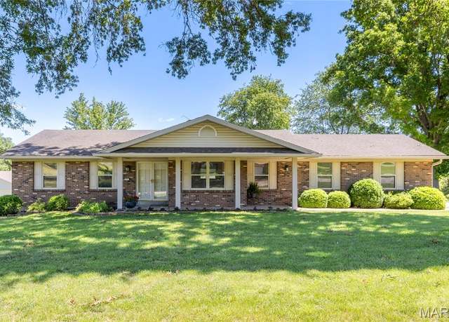 Property at 1054 Blue Wing Dr, St Charles, MO 63304, 3 beds, 3 baths