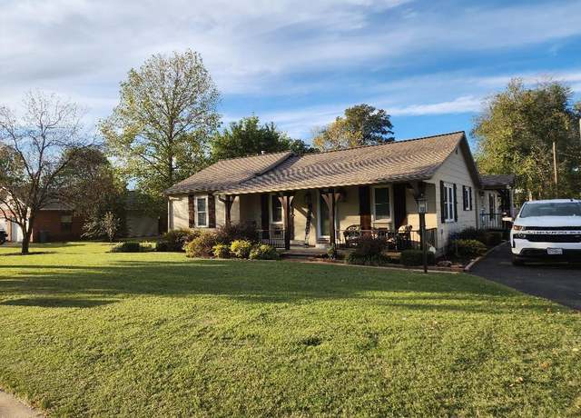Property at 501 W Main Ave, Bernie, MO 63822, 3 beds, 1 bath