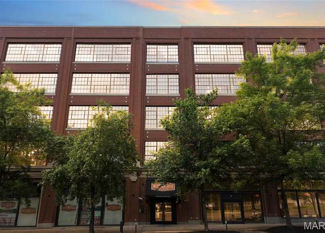 Property at 4100 Forest Park Ave #322, St Louis, MO 63108, 1 bed, 1.5 baths