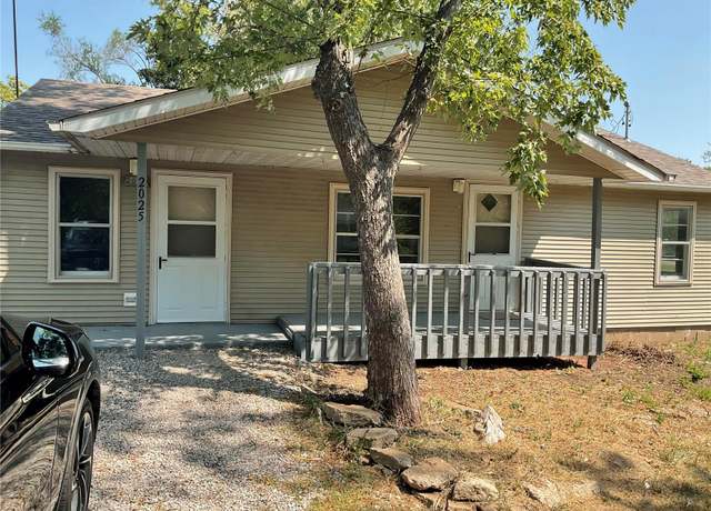 Property at 2025 Sandy Rdg, Cahokia, IL 62206, 3 beds, 1 bath