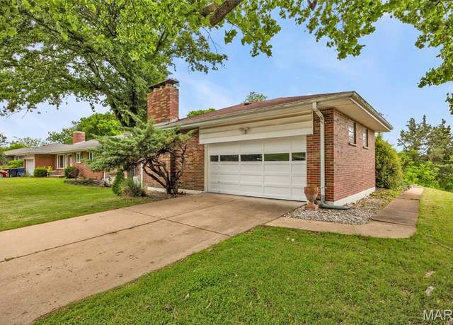 Property at 8967 New Sappington Rd, Crestwood, MO 63126, 3 beds, 3 baths