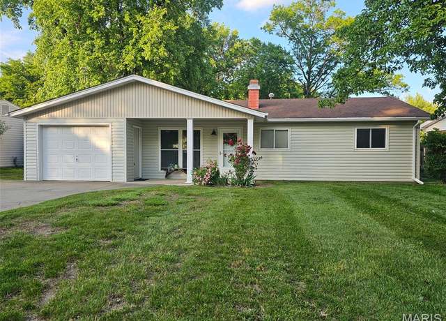 Property at 6 Kingsway Dr, Wentzville, MO 63385, 4 beds, 1 bath