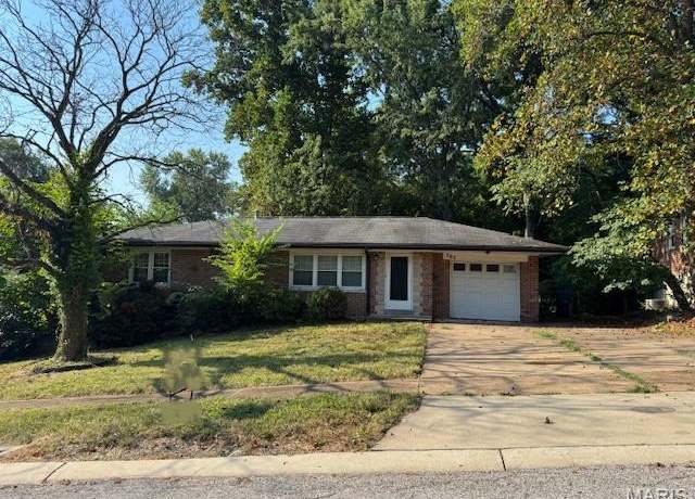 Property at 702 Palace Ct, St Louis, MO 63135, 3 beds, 1 bath