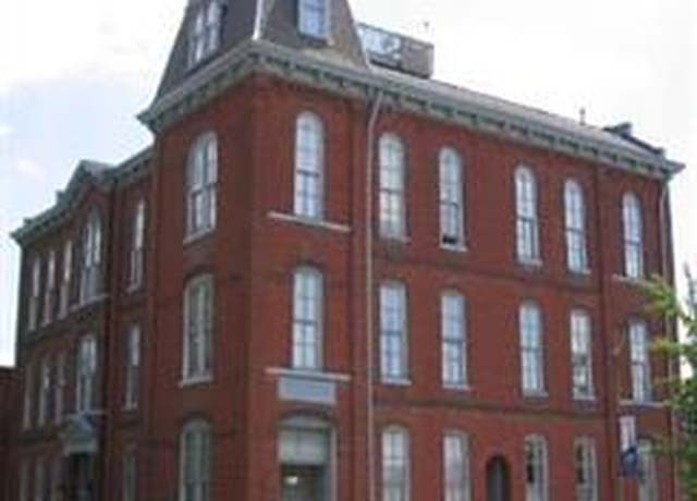Property at 1047 Lafayette Ave Unit E, St Louis, MO 63104, 2 beds, 1 bath