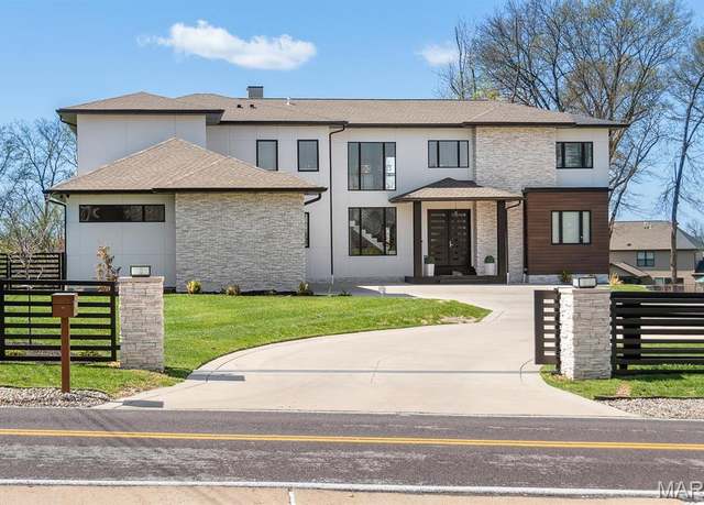 Property at 10010 Schuessler Rd, St Louis, MO 63128, 6 beds, 6.5 baths